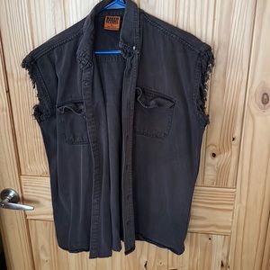 Biker sleeveless shirt